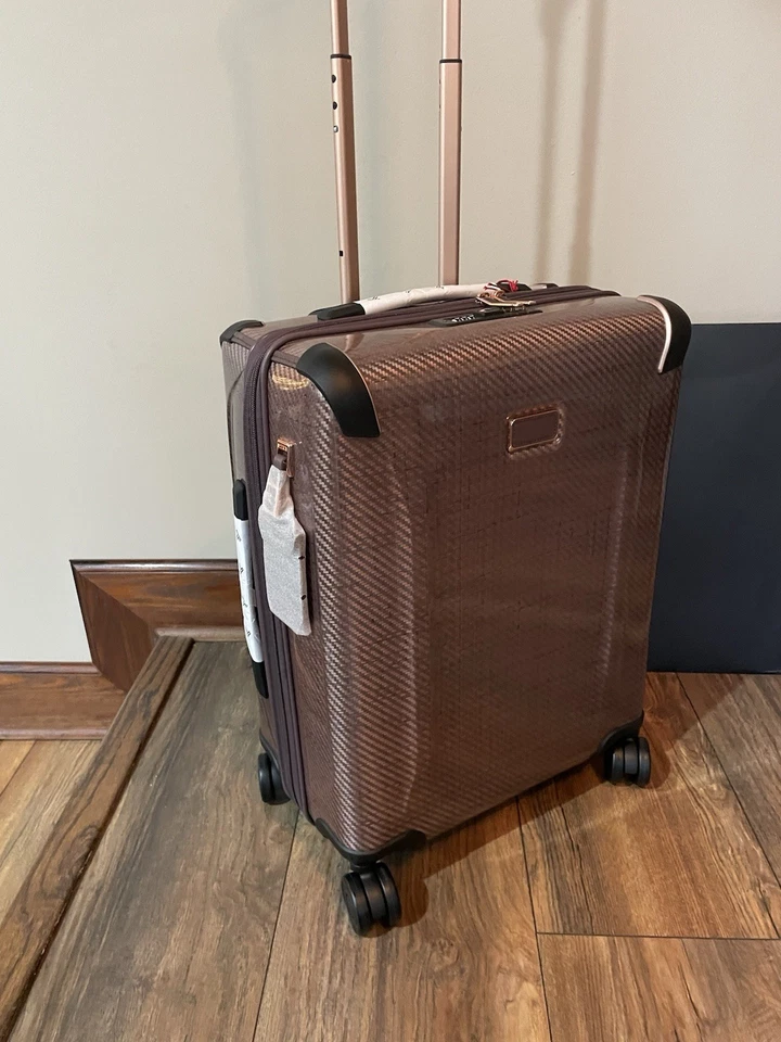 NEW Tumi TEGRA-LITE CONTINENTAL Expandable 4 Wheel Carry-On in Blush - Image 2 of 4