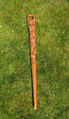 Vintage afrikanischer Spazierstock handgeschnitzt Elefant Gazelle Stock 38''