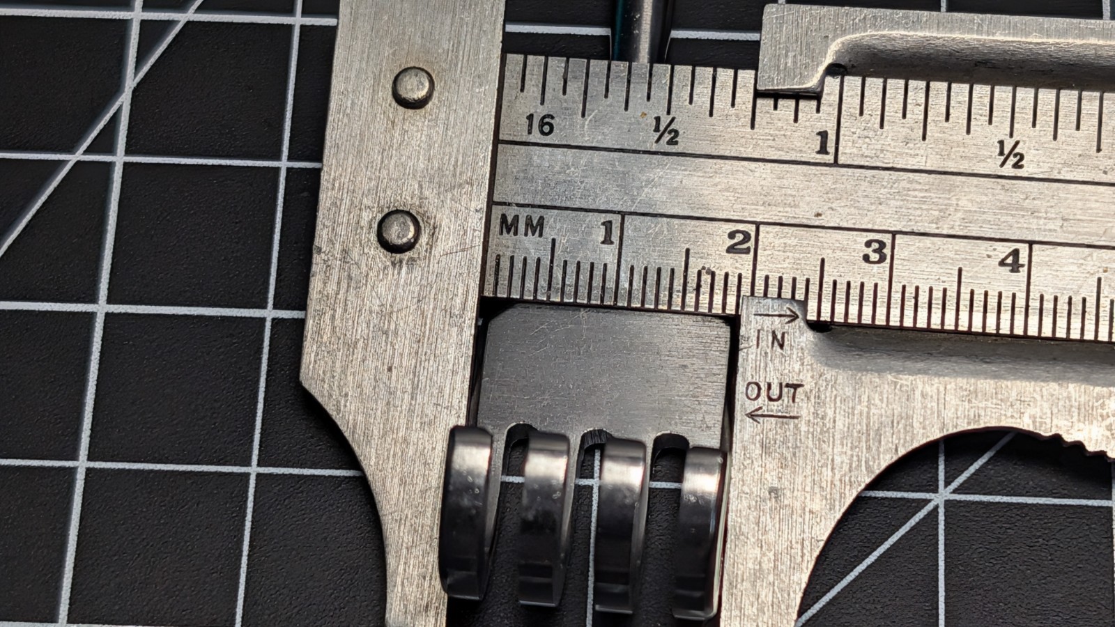 2x Lawton Volkman Retractor 4-Prong Blunt, compare: 50-8078 SU3573 jarit 200-312