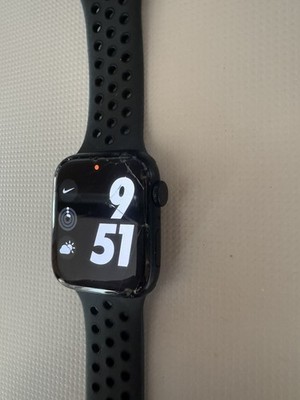 Apple Watch SE 2022 (2nd Gen) 44mm (GPS + Cellular) Unlocked Smart Watch