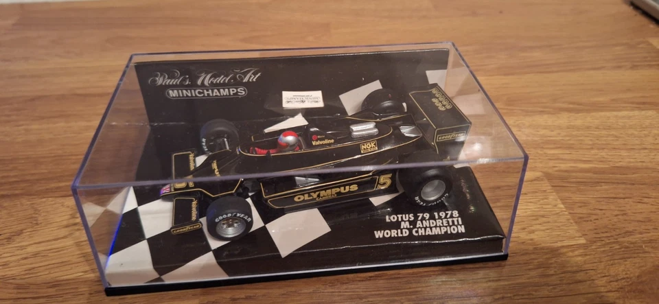 MINICHAMPS /F1 '78  LOTUS FORD 79 JPS - MARIO ANDRETTI - 1/43 SCALE MODEL CAR - Image 2 of 4