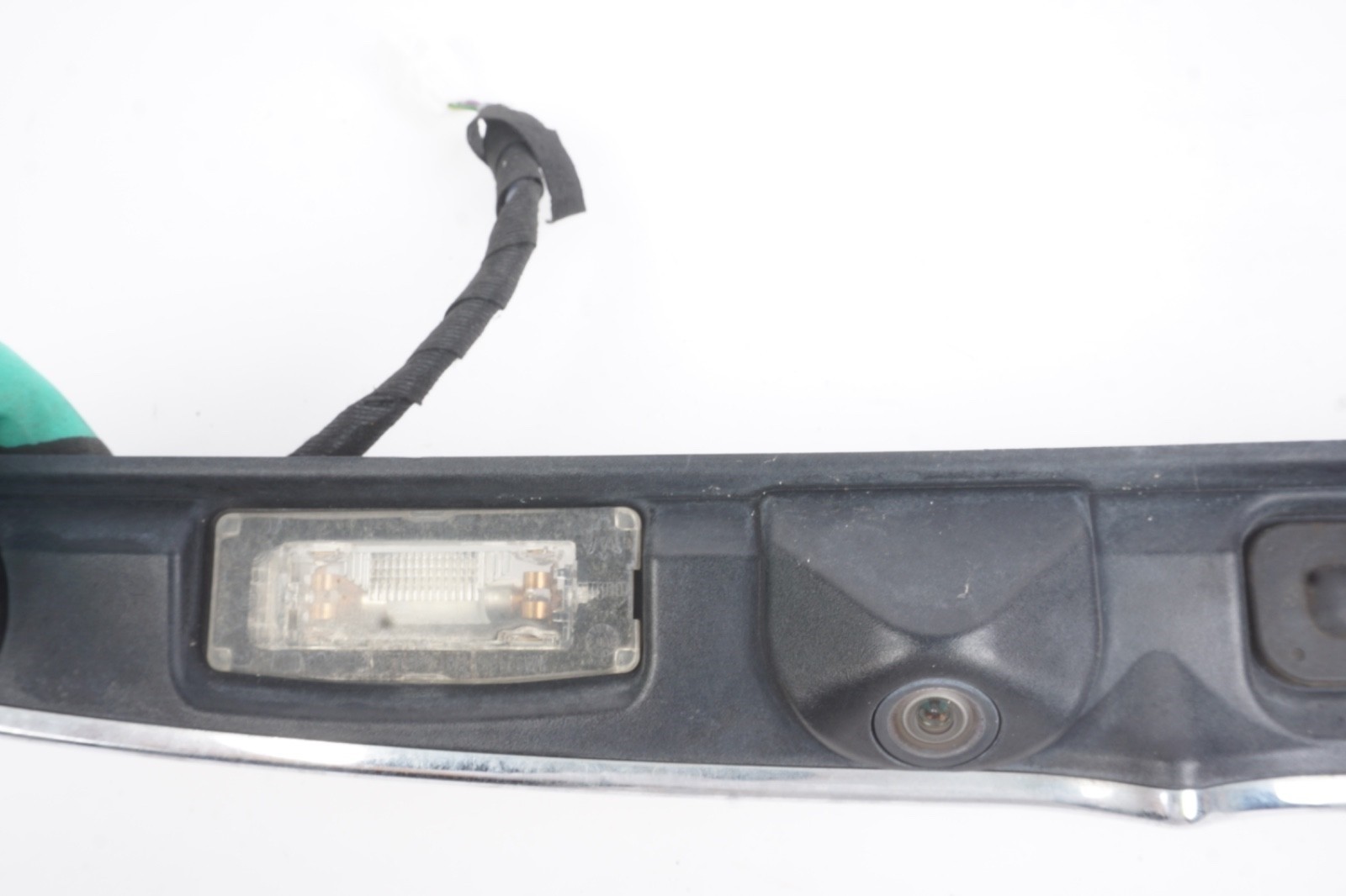 2014 - 2020 Maserati Ghibli Trunk Lid Molding Cover Camera OEM