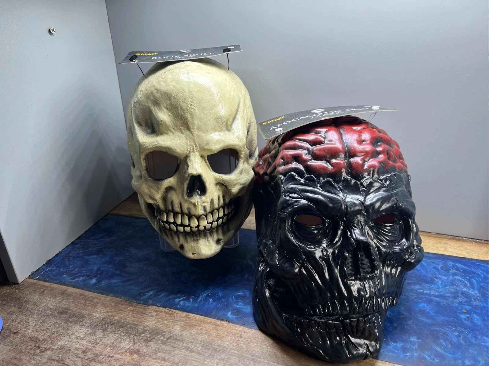 Spirit Halloween Scary Bone Skull Mask Lot Of 2 Bone Skull & Apocalyptic Skull