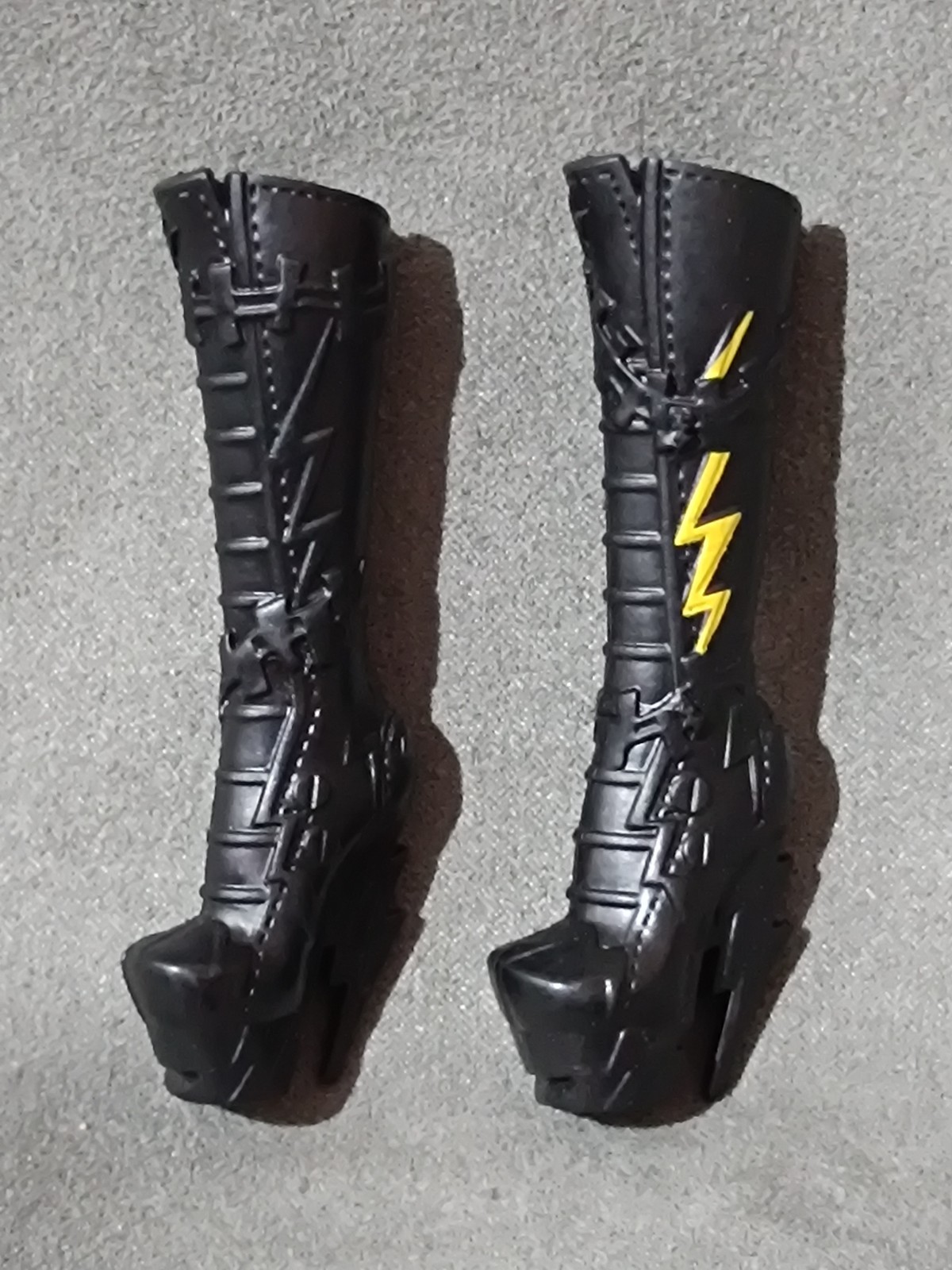 MONSTER HIGH G1 accesorio: BOTAS Muñeca FRANKIE STEIN "SCARIS: CITY OF FRIGHTS"