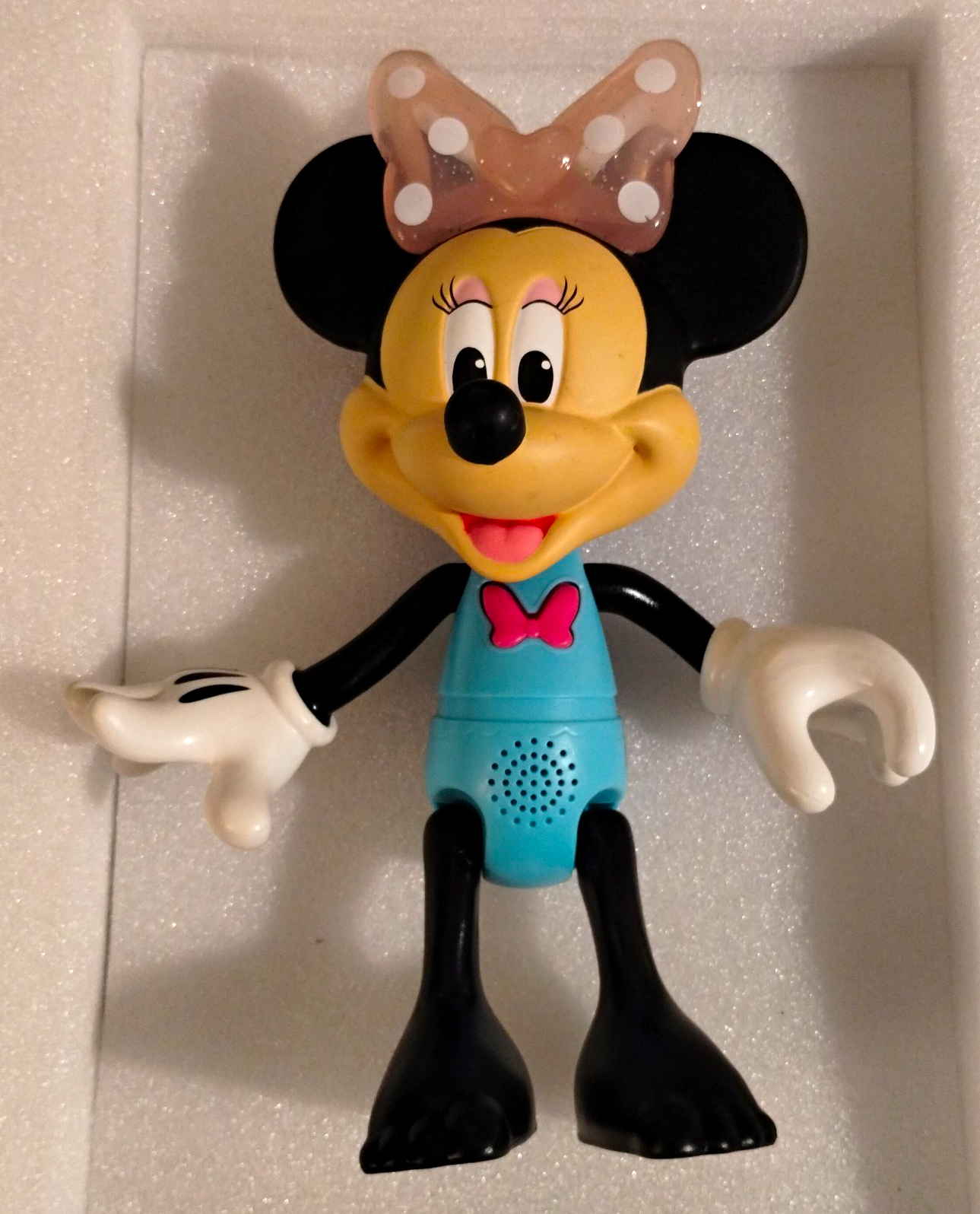 Disney Minnie Mouse Talking Figurine with Pink Polka Dot Bow, Blue Outfit