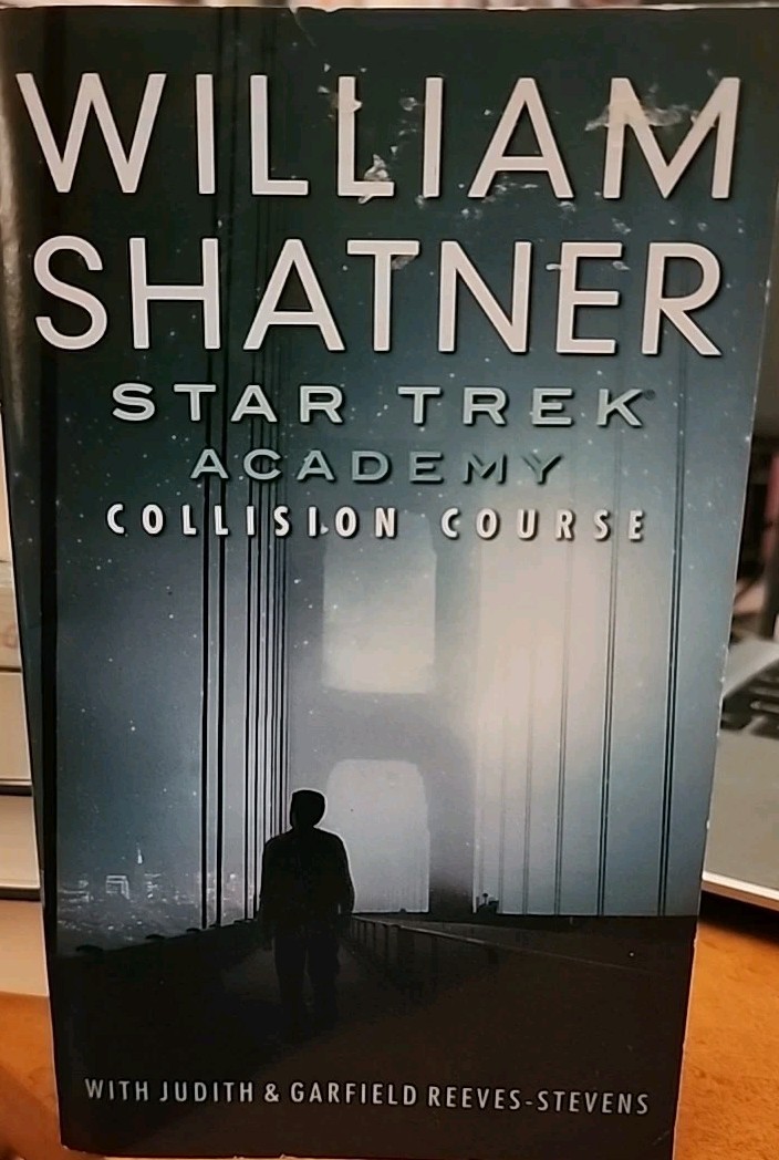 Collision Course by William Shatner, Garfield and Judith Reeves-Stevens (2007)