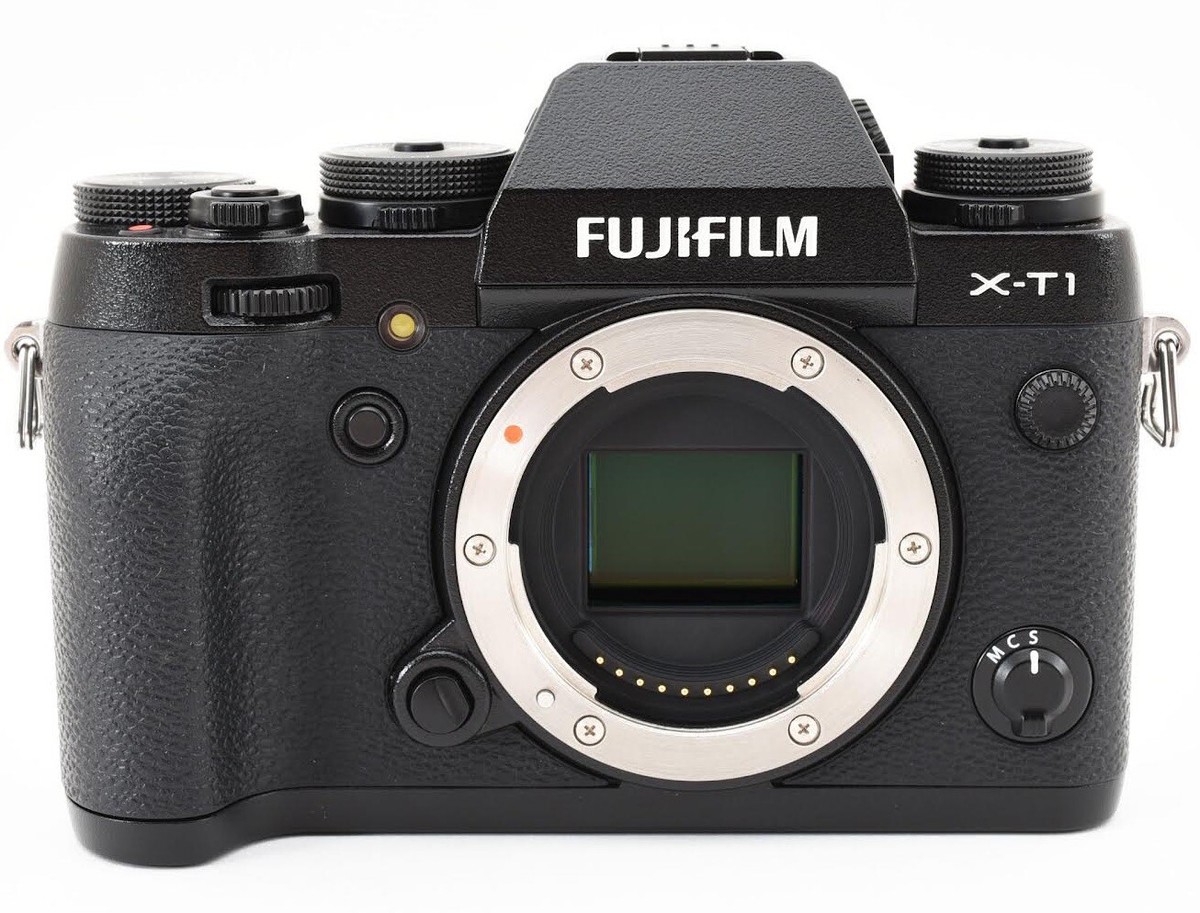 ショット数2,963枚 フジフィルム FUJIFILM X-T1 ボディ Fujifilm X-T1 16.3MP Mirrorless Digital Camera Body Set Made