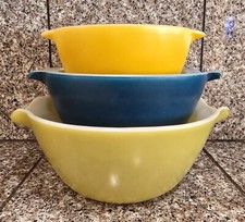 Set of 3 Fire King Cinderella Nesting Mixing Bowls