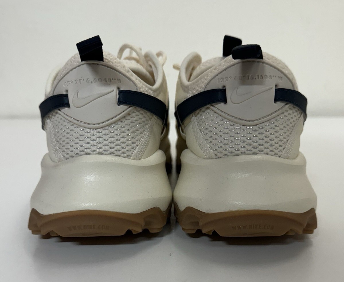 Nike TC 7900 Women's Sz 10/ Mens 8.5 Pale Ivory Armory Navy Nike TC 7900 Women's Sz 10/ Mens 8.5 Pale Ivory Armory Navy