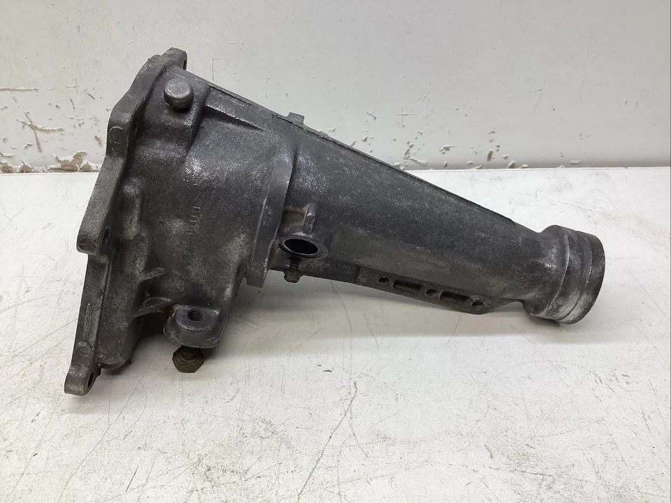 Ford Mustang C4 1970-1974 transmisión automática eje trasero carcasa D0op-7A040-A Foto 2 de 4