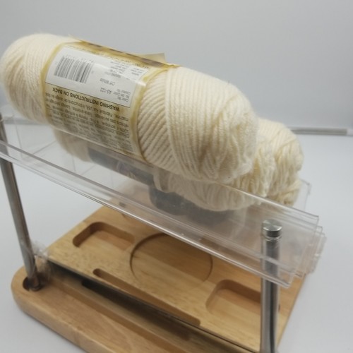 Lot 4 Skeins Vintage Pop'N Yarn Acrylic 4 Ply Worsted USA A3-122 Off White 3 oz - Picture 5 of 19