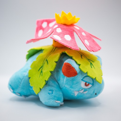 Peluche Pokémon VENUSAUR 16 cm - Nuovo, morbido e autentico - Nintendo - Imagen 3 de 6