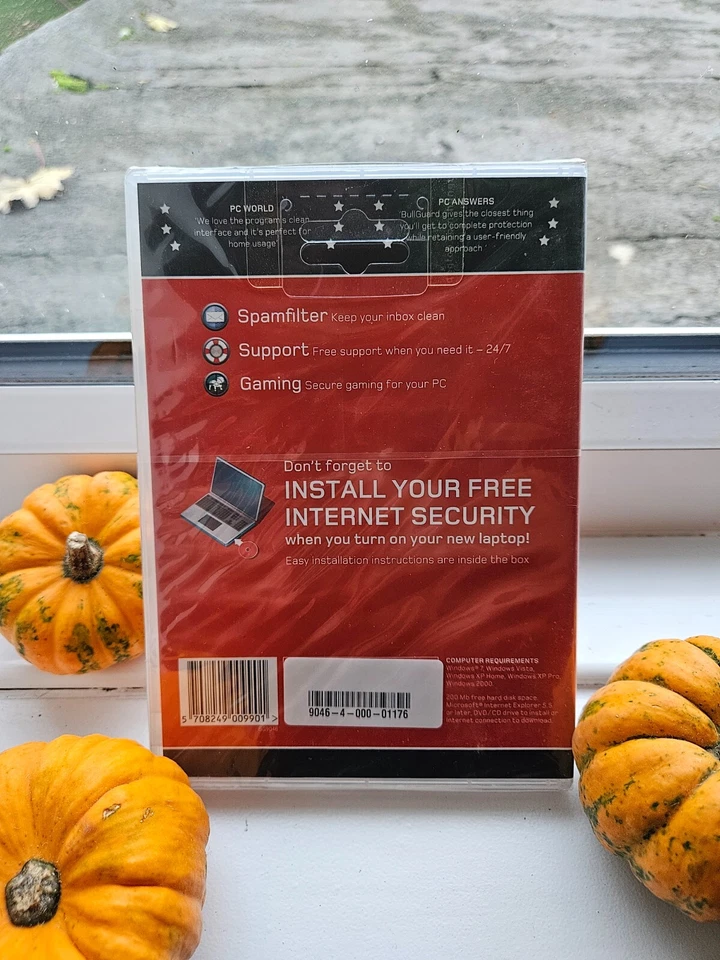 BullGuard Internet Security 9.0 3 User (PC CD) - Sealed Collectible Software! - Image 2 of 2