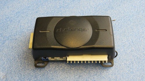 AUDI VW MAZDA HONDA NISSAN  - ALARM SENSOR Module ECU 12V / CHALLENGER OK/7D