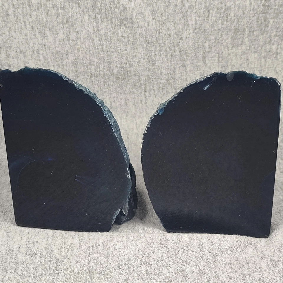 Par de sujetalibros geoda ágata azul piedra pulida teñida hechos en Brasil decoración de oficina Foto 4 de 4