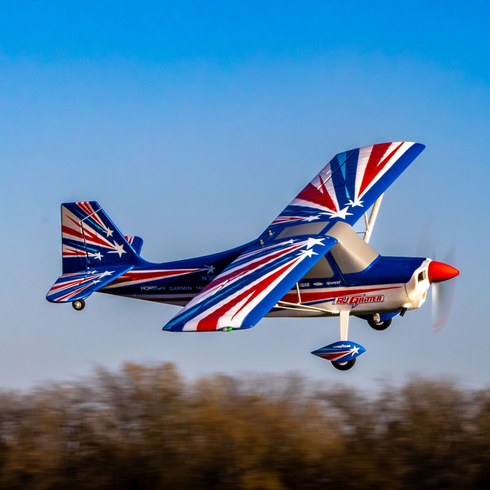 E-flite RC Airplane Decathlon 1.2m with Smart PNP   EFL09275