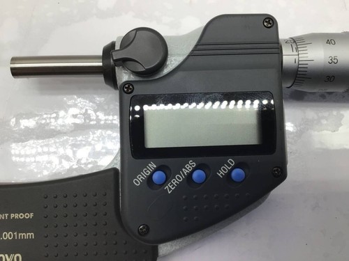 Mitutoyo 395-271-30 Micrometer MDC-25MX Spherical Both Range: 0-25mm