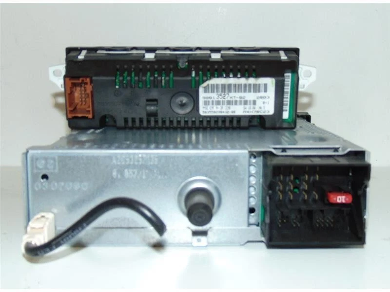 98032839XT radio für CITROEN DS3 (A55) 1.6B KW88 - 120CV 2013 5FS 2009 25835 - Bild 3 von 4