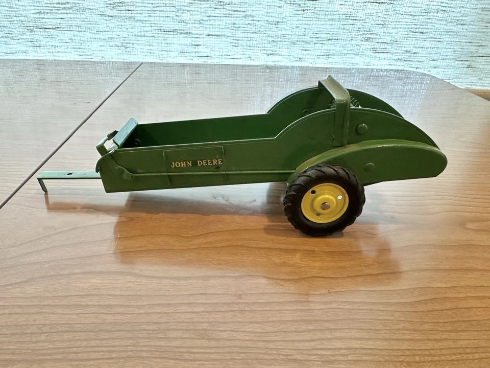 John Deere Ertl Eska 1/16 brinquedo alavanca longa espalhador de estrume brinquedo de fazenda anos 50 EUA verde - Imagem 3 de 4