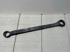 Snap-On XV-4448 1-3/8" x 1-1/2" Offset Box End Wrench Made In USA