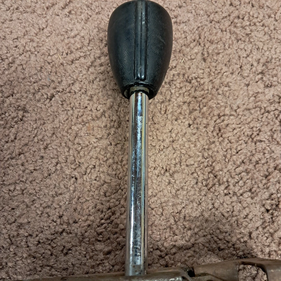 1973 - 1977 Pontiac Shifter & Mounting Brkt GTO Lemans Grand Am Foto 3 de 4