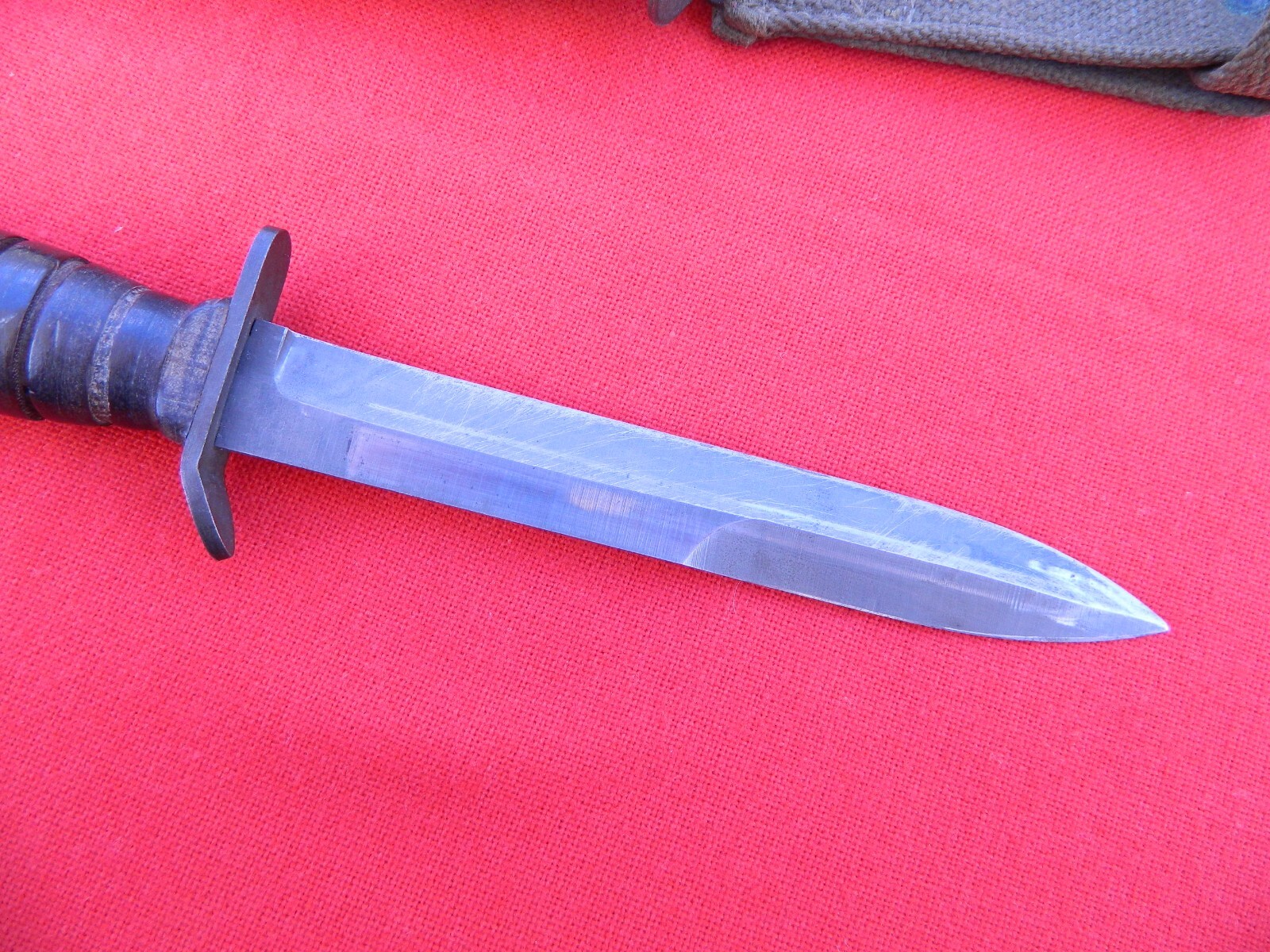 Original WWII US M3 Imperial Fighting Trench Knife Dagger M8 Scabbard B