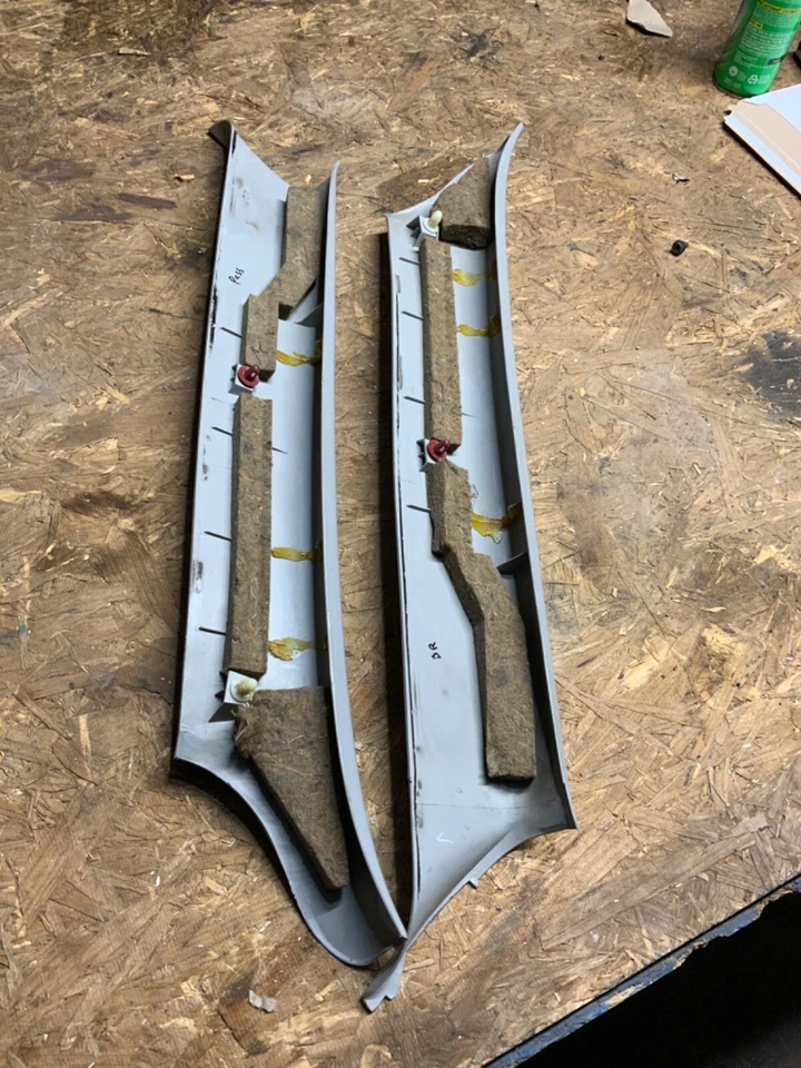 Suzuki XL7 2004 juego de molduras de pilar conductor y pasajero 2003-2006 Foto 2 de 2