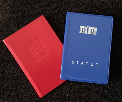 East German DDR FDGB Red Book w/ Many Revenues & 1964 DFD STATUT Booklet