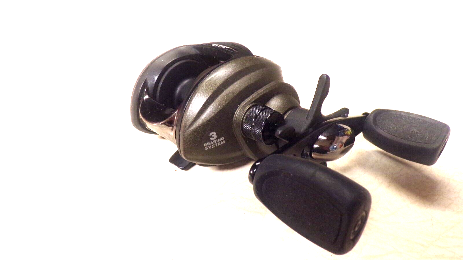 NEW BASS PRO SHOPS FISHING REEL H20X BAITCASTING REEL DISPLAY