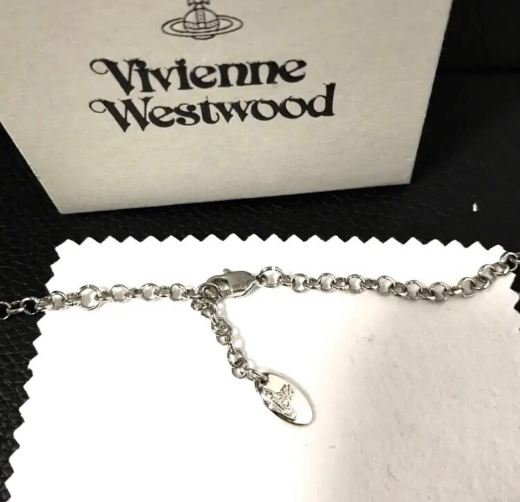 Vivienne Westwood Safety Pin Necklace silver no Box Near Mint