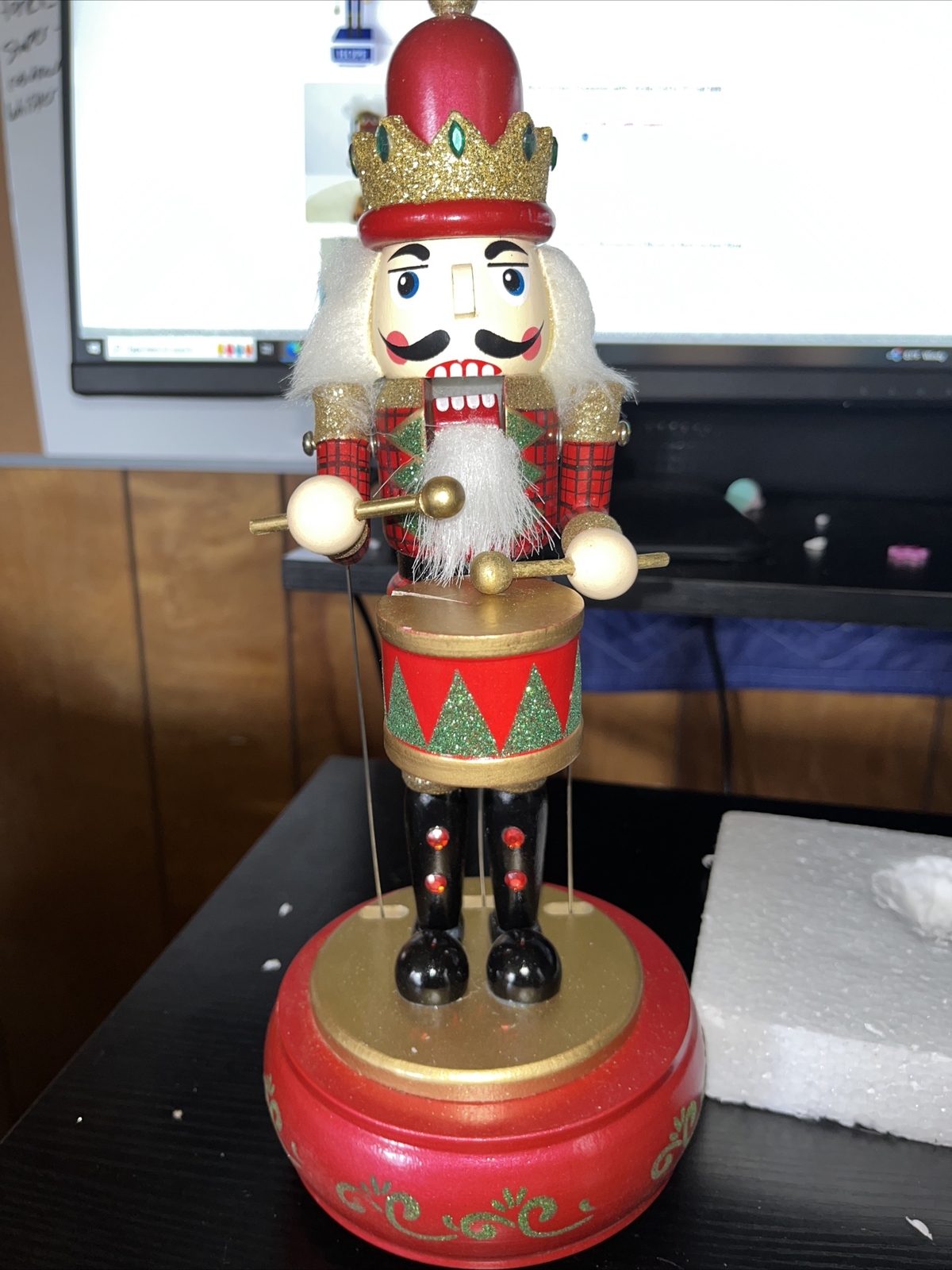 Picture 1 of 3