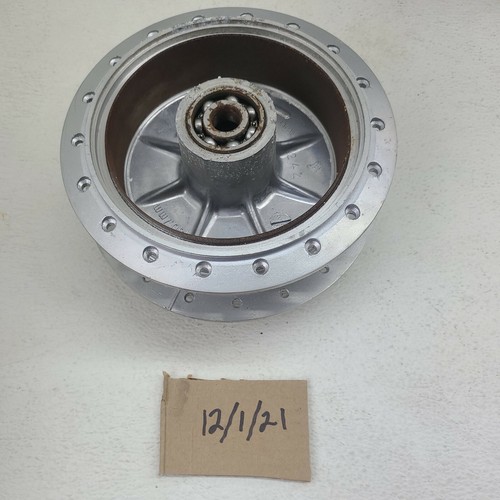 1968 68 Suzuki K10 K11 K15 Rear Wheel Hub Brake Hub - Picture 2 of 5