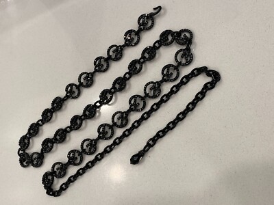 St. John logo chain belt Vintage St John Triple-Strand Enamel Logo Chain Belt II – Recess main image 3
