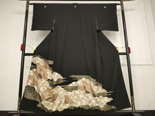 Heiwaya Kimono Luxury black tomesode fan flower pattern gold color pure silk