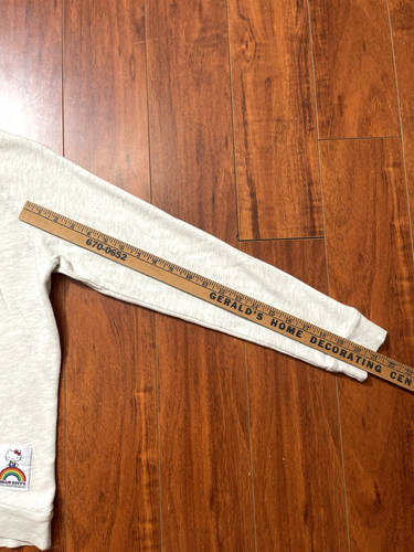 Hello Kitty 40th Anniversary Gray Sweatshirt Womens Size Small 21.5x18.5 - Picture 6 of 6