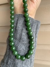 Green nephrite jade beaded necklace 10mm / 17  