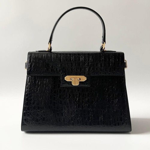 Valentino Garavani Vintage Crocodile Embossed Leather Handbag Black Flap Auth