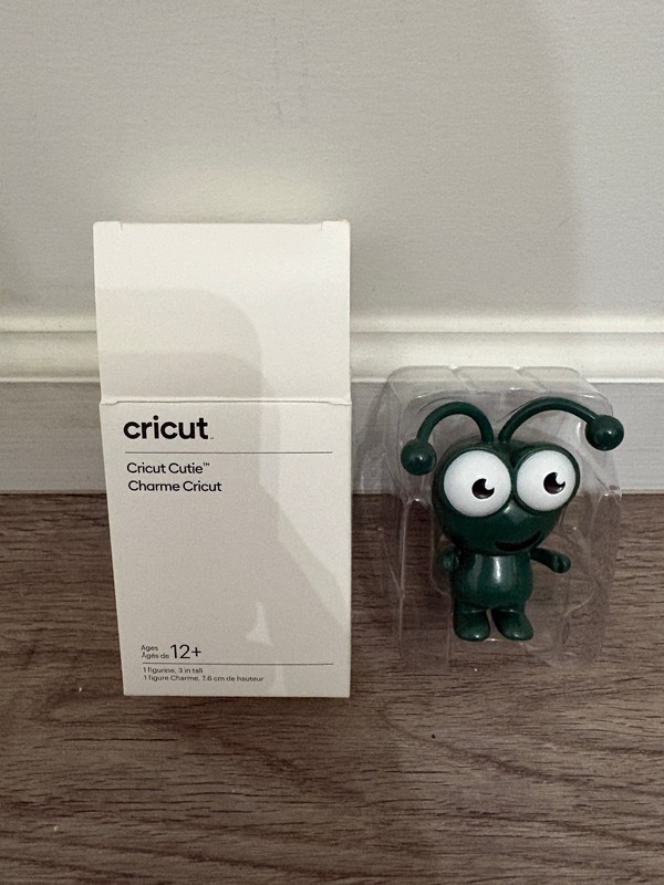 Cricut Cutie Collectible Figurine Emerald NEW IN BOX 2008733