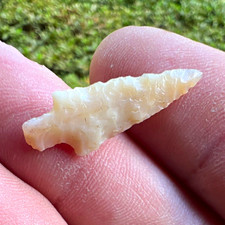 1” Wallula Gap arrowhead. Dalles Oregon  Authentic pre 1600 