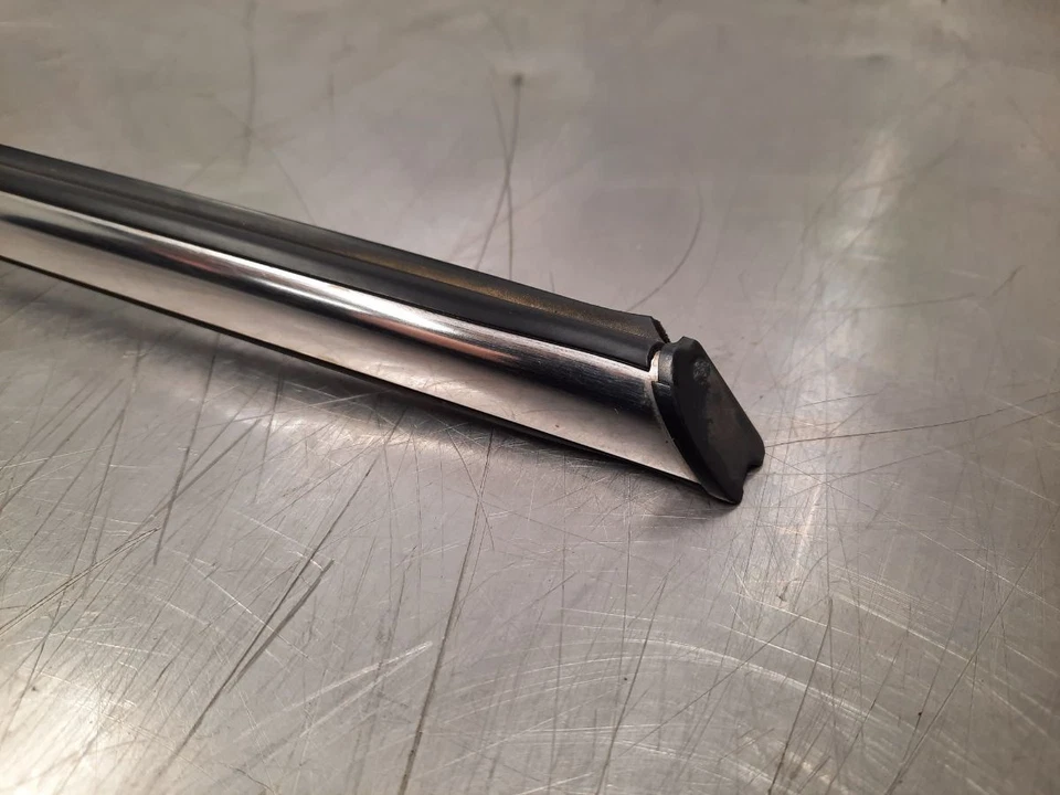 MINI Door Trim O/S Drivers Side R55 R56 R57 R58 R59 Chrome 51337146092 - Image 2 of 4