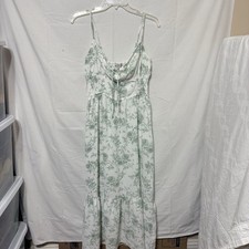 NWT floral-printed Smocked sundress