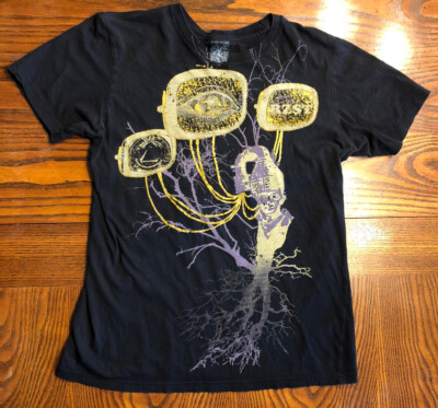 RZST Graphic T Shirt - Size Medium - Made In The USA (Embrace Change) pre Shrunk