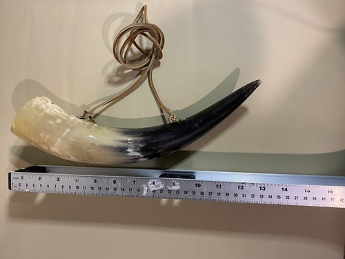 Vintage 13 Inch Drinking Horn Hand Crafted - Picture 4 of 4