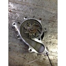 Pompe à eau Nissan ALMERA