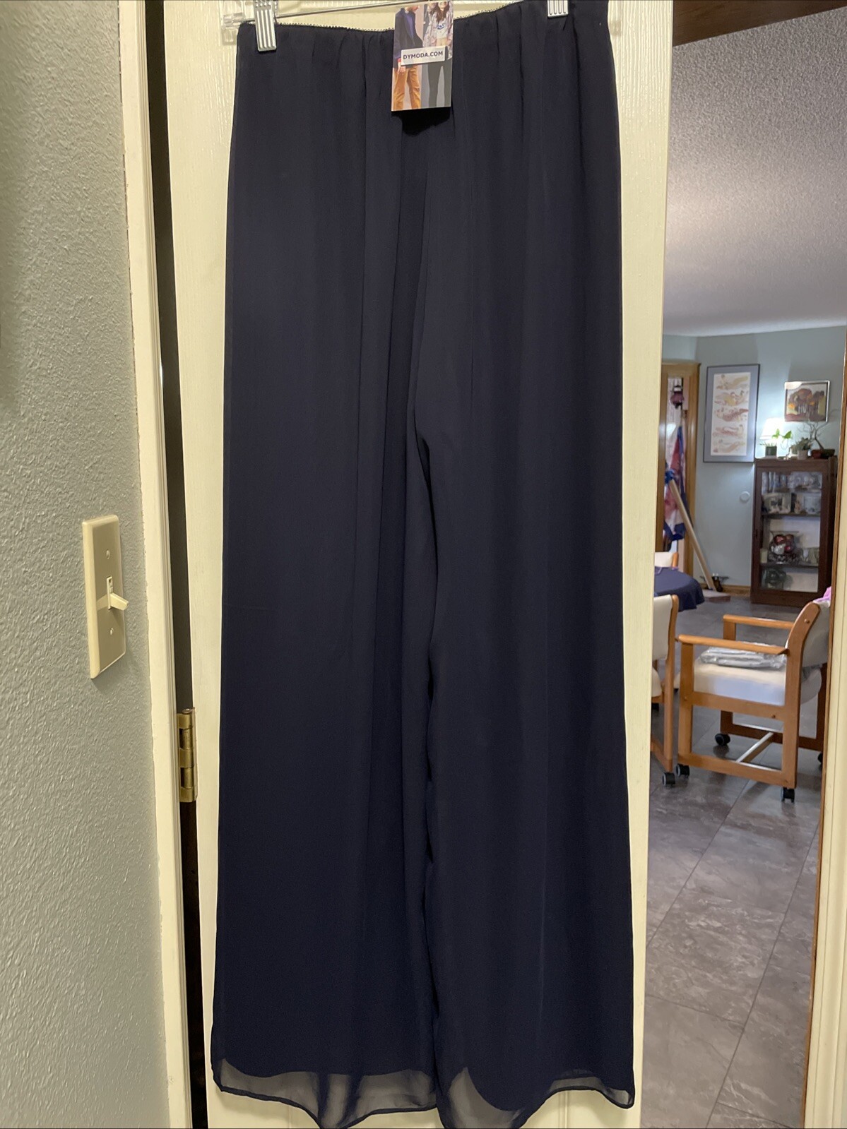 Picture 2 of 6