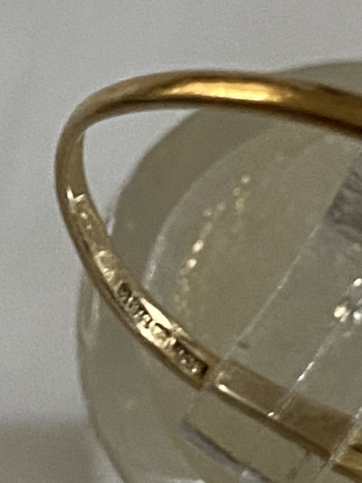 Vintage 1940s 9ct Solid Gold Ruby Ring - image 3