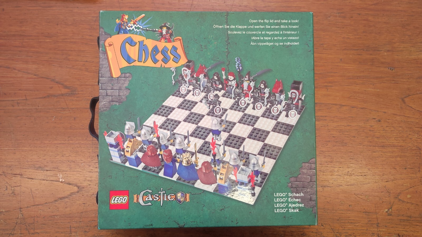LEGO Gear: Castle Chess Set (852001)