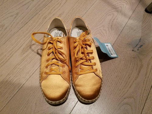 TOM'S Sunflower Yellow Satin Espadrille Sneakers Shoes Women's Size 6W NWT - Picture 3 of 8