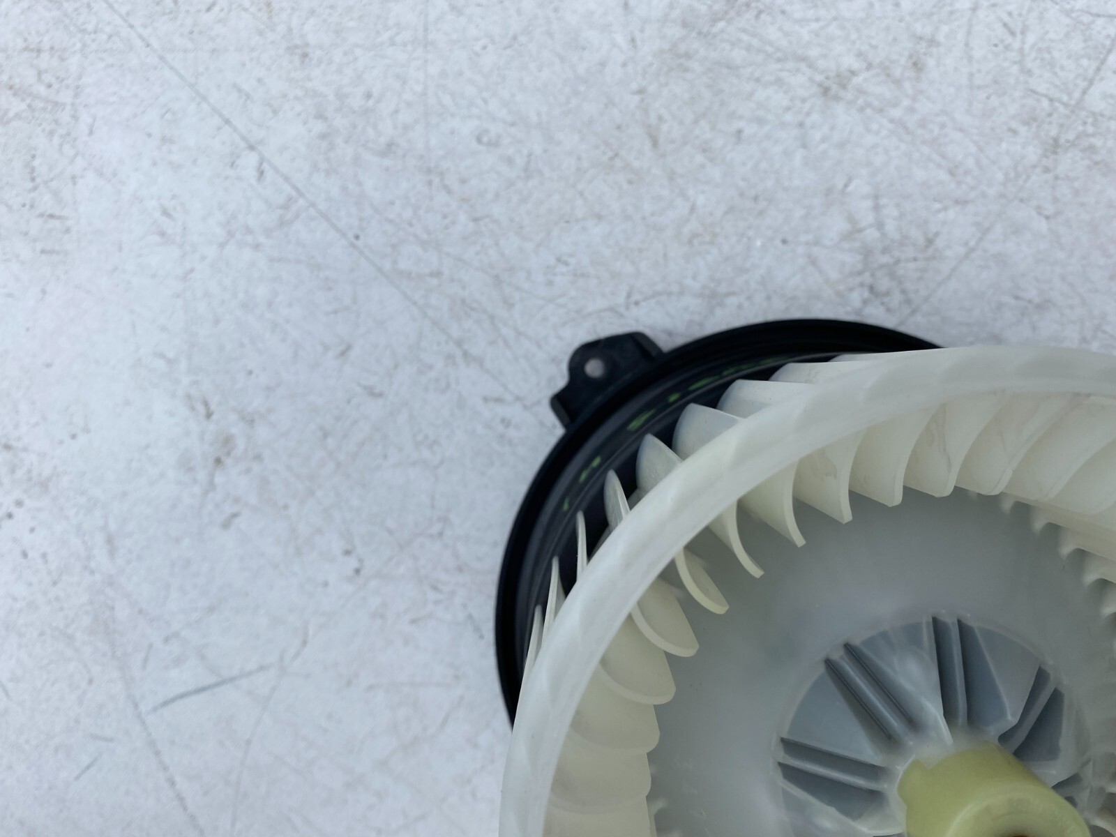 20112018 TOYOTA SIENNA REAR HEATER BLOWER FAN MOTOR 2727001290 OEM 11