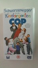 Kindergarten Cop - VHS Video -  I - Played Once Only